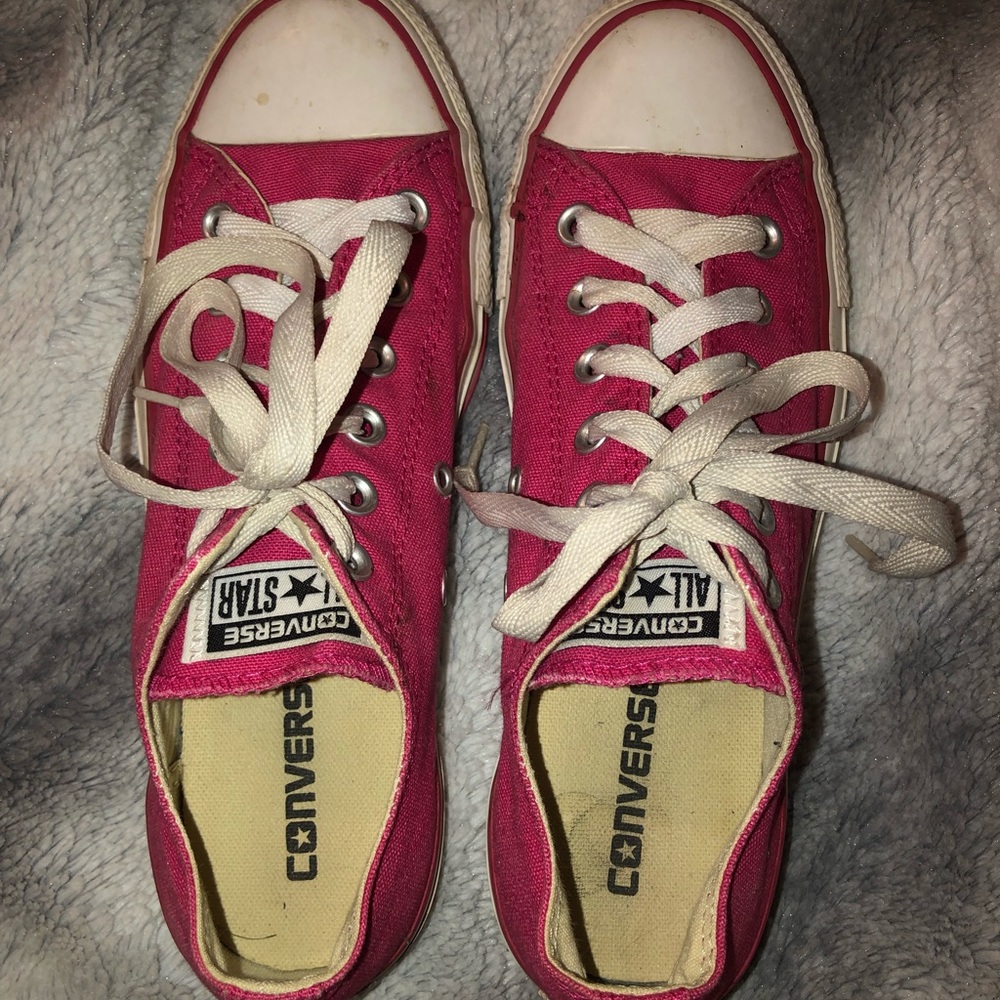 Rose Pink converse